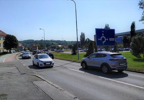 Na Sokolovské vzniknou nové autobusové zastávky