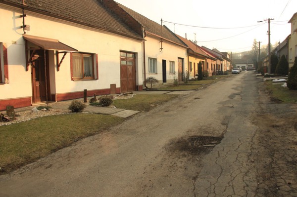 Ulice Radova - Příkrá v Míkovicích