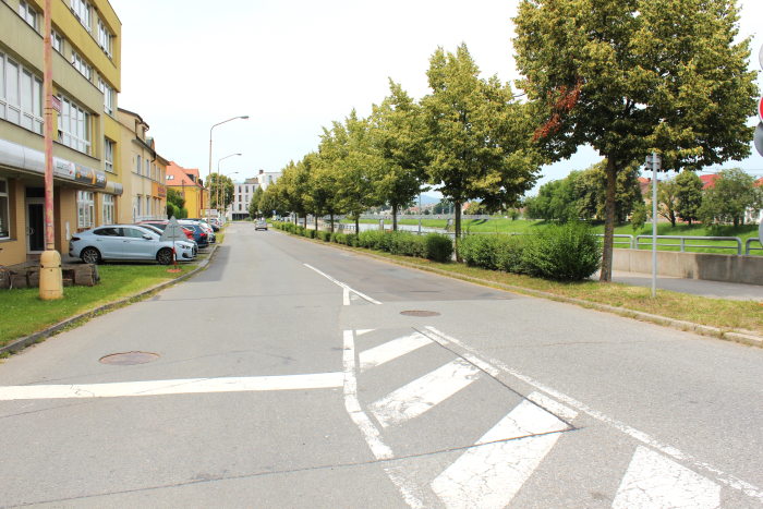 Svatojiřské nábřeží.JPG