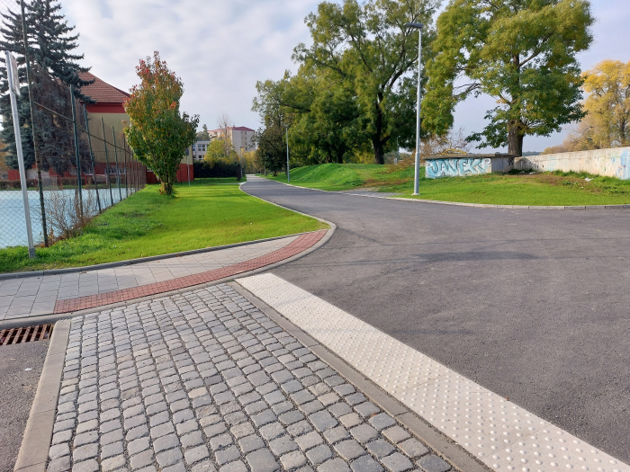 Cyklostezka Mojmír.jpg