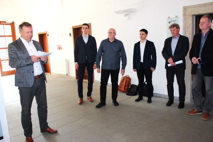 vernisáž výstavy Masarykovo náměstí.JPG