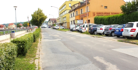 Svatojiřské nábřeží.JPG