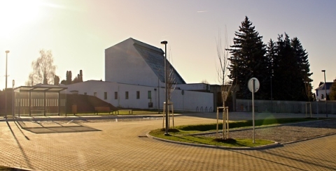 Okolí hřbitova v Mařaticích