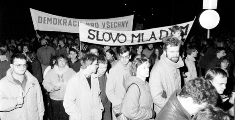 Výstava fotografií ze sametové revoluce, Okamžiky století