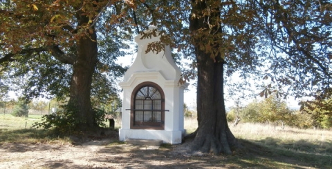 Barokní kaplička poblíž mařatického hřbitova