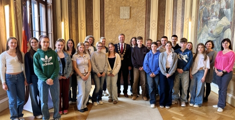 slavnostní přijetí studentů z Mayenu.JPG