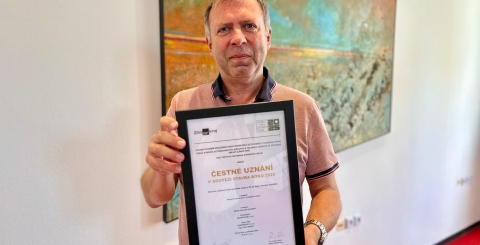 Projekt zelených střech na ZŠ Za Alejí