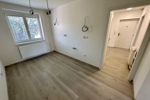 Moravní náměstí 793